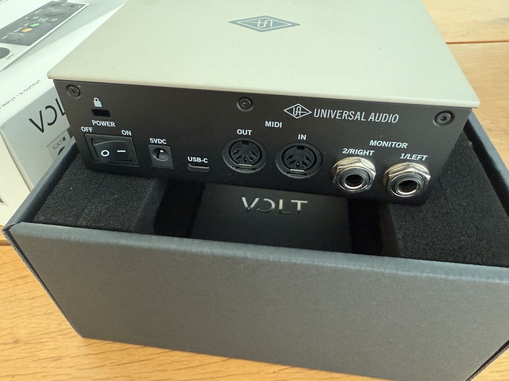 Universal Audio Volt - como novo
