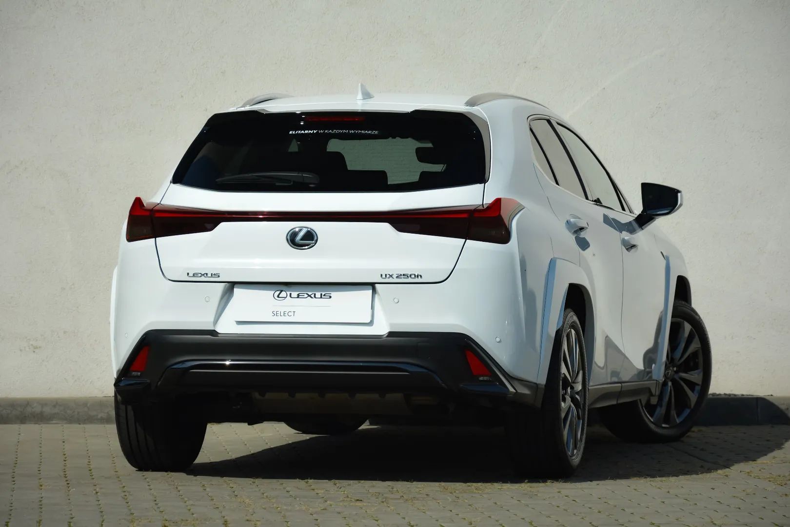 Lexus UX 250h GPF F Sport 2WD Salon PL VAT 23% Serwis ASO Gwarancja