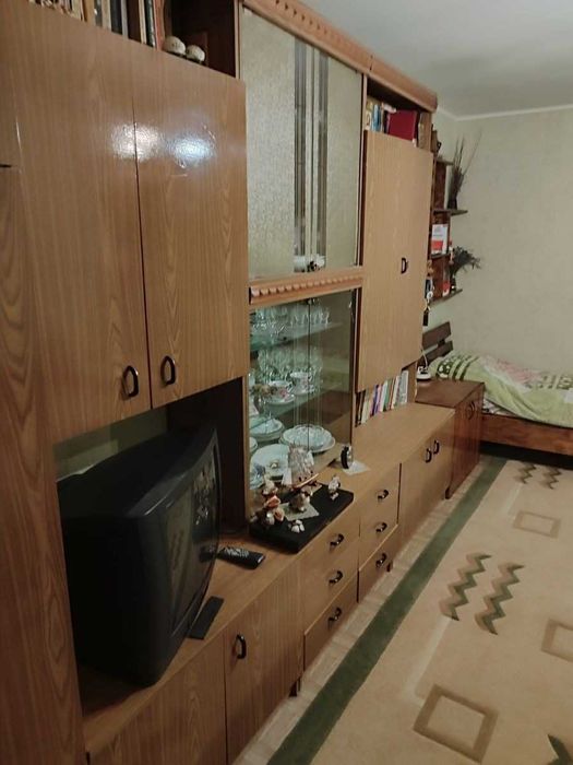 Продам 1-кімнатну квартиру по вул. Волковича 21