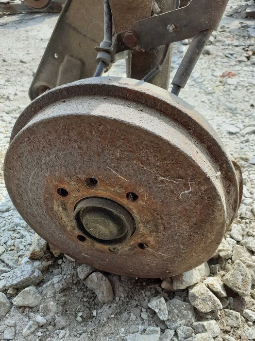 Belka tylna Peugeot 306