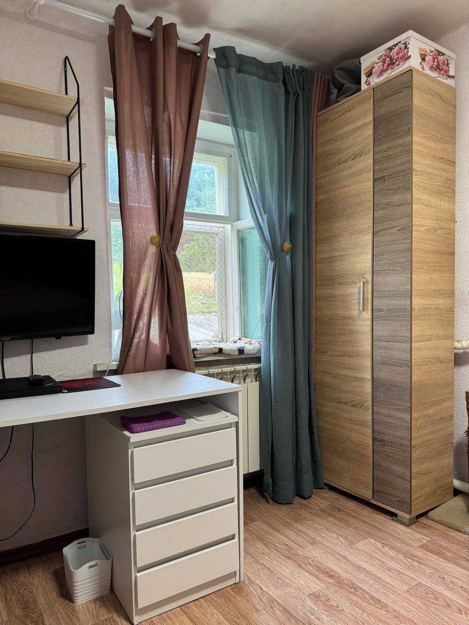 Затишний будинок з великою територією