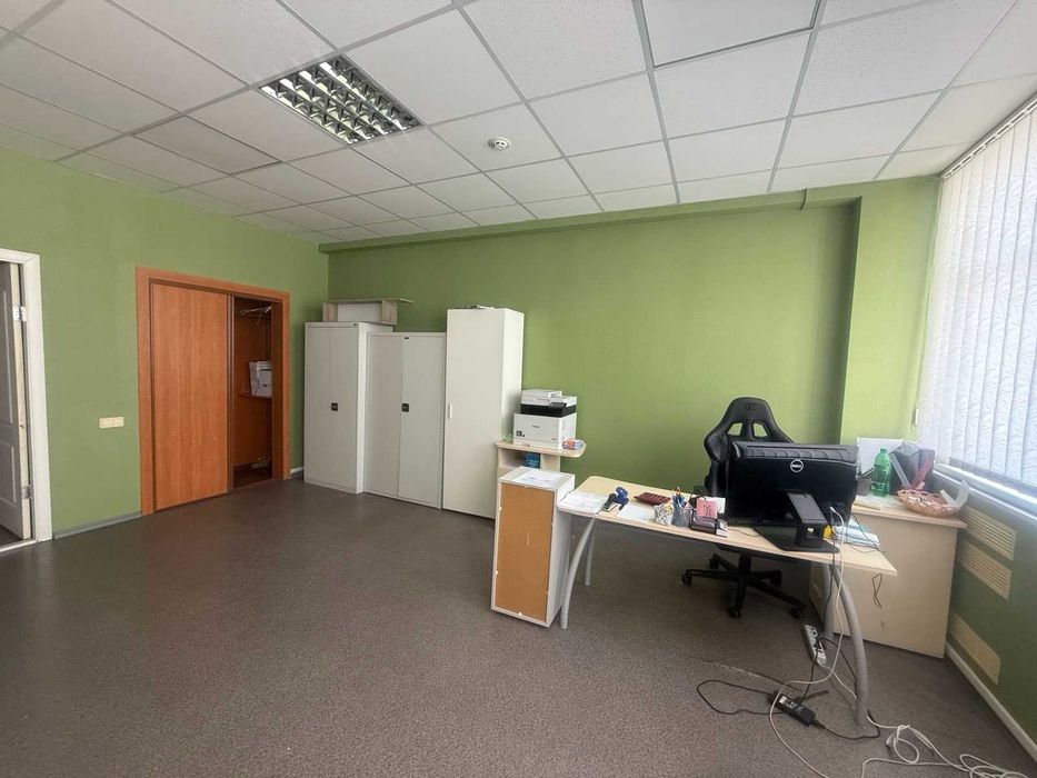 Здам офіс в БЦ 33,5м2, з ПДВ, вул.Сверстюка, метро Лівобережна 5 хв
