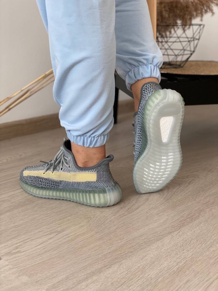 Кросівки Adidas Yeezy Boost 350 Ash Blue (36-38)