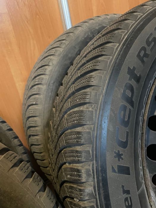 Koła zimowe 215 65. R16. 98H