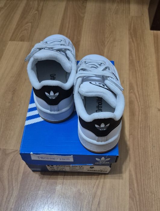 Sapatilhas adidas campus 00s 25