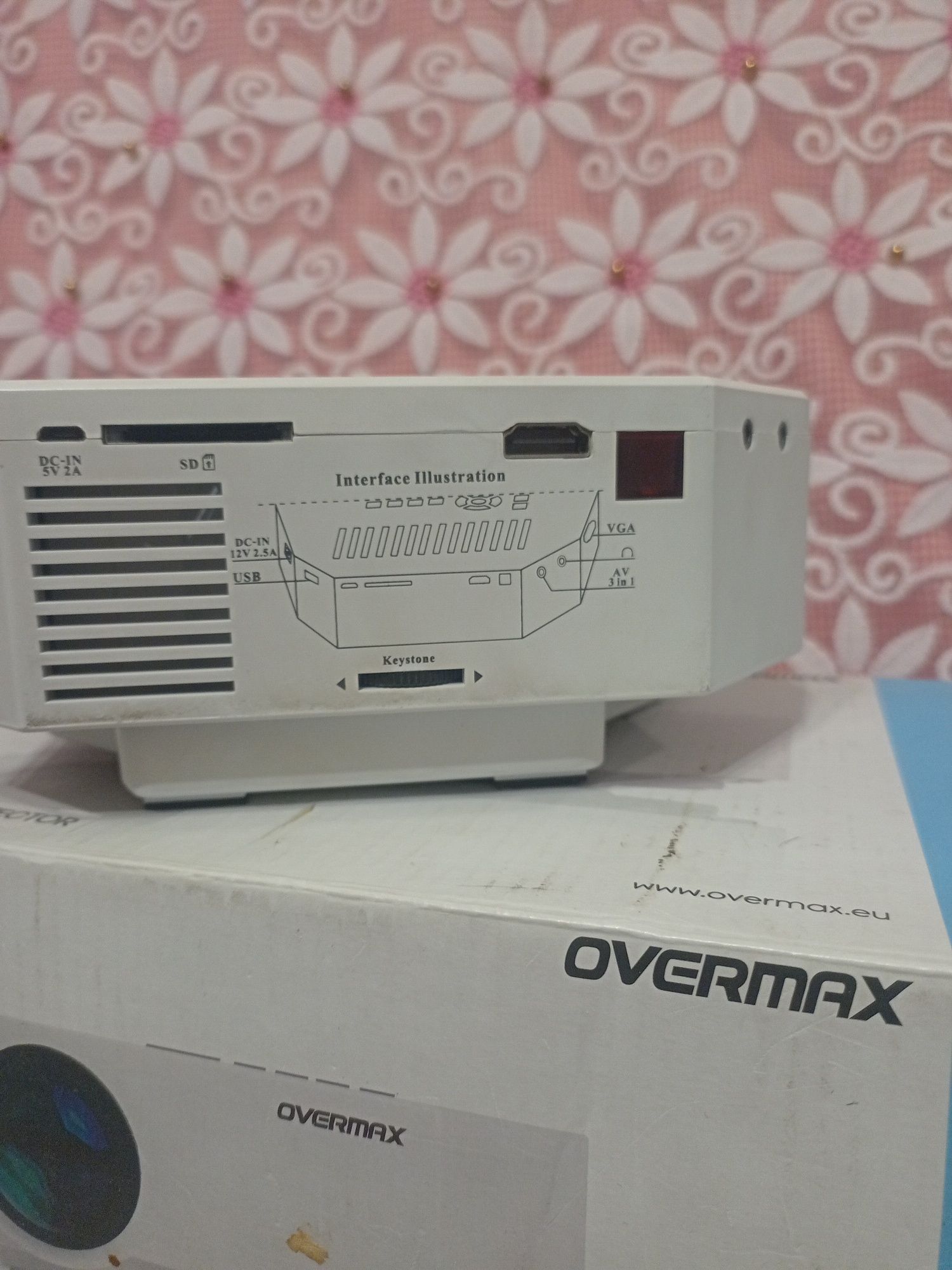 Проектор overmax 2.1