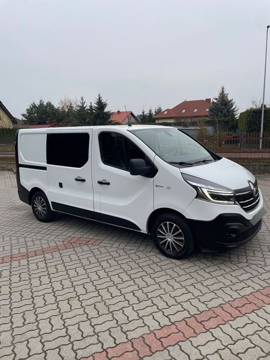 Renault Trafic  6 osobowy, stan idealny