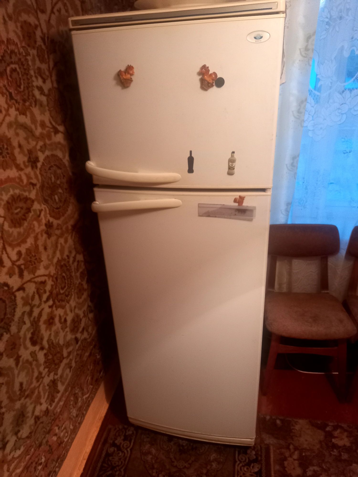 Продам холодильник двохкамерний