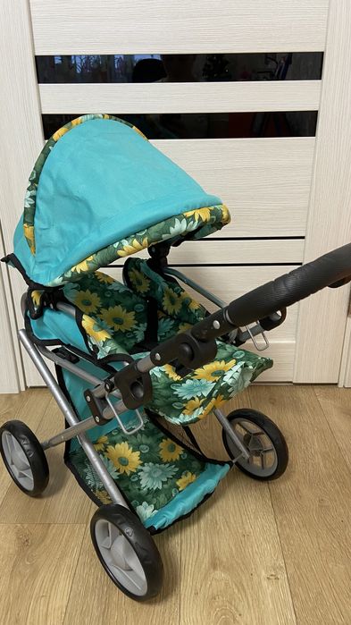 Дитяча каляска для ляльок