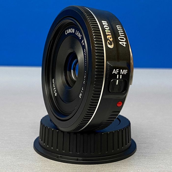 Canon EF 40mm f/2.8 STM