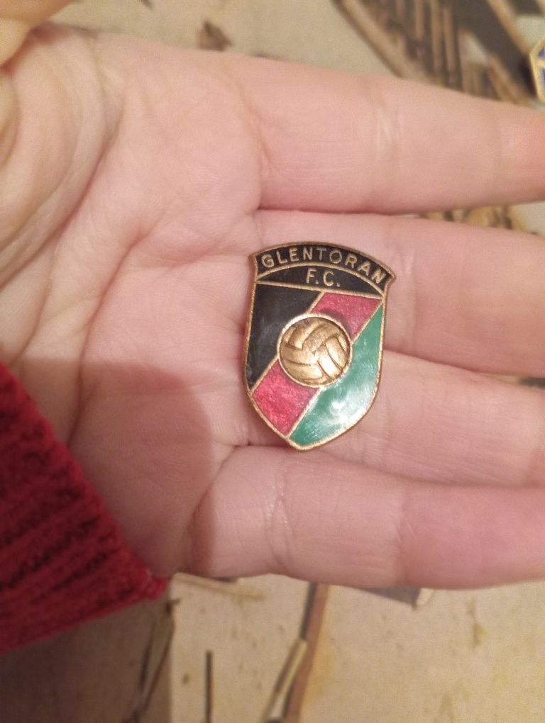 PIN alfinete glentoran f.c futebol