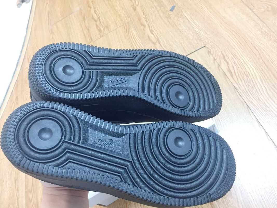 ButyDamskieTrampki NikeNoweAF1 CzarnyR.40