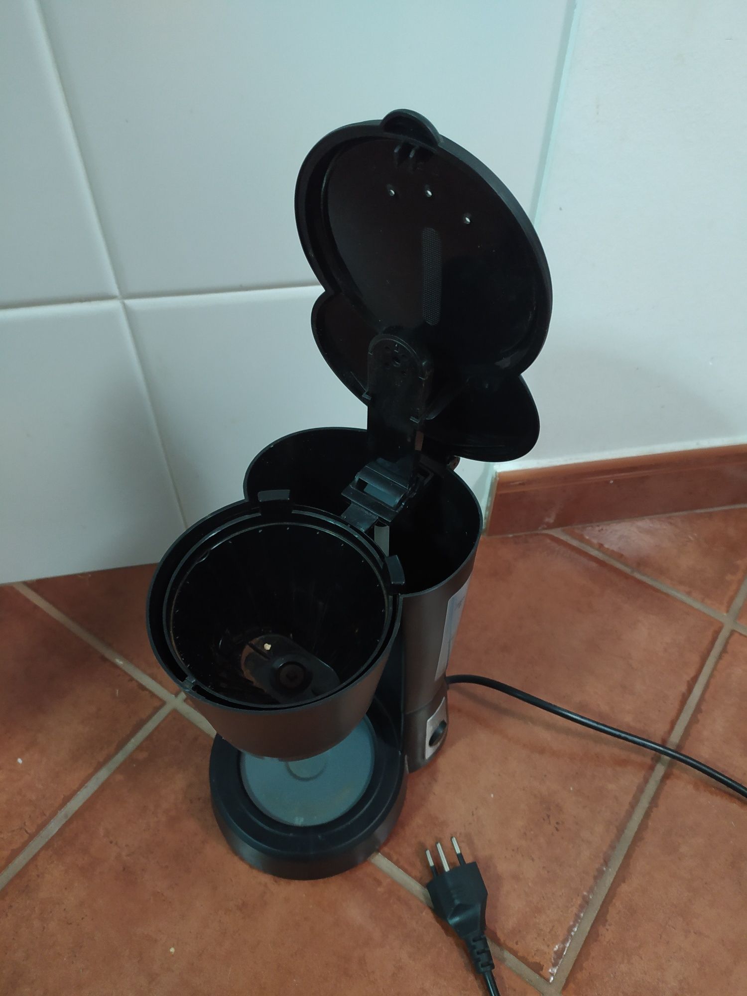 Maquina de café tristar (ficha tripla)