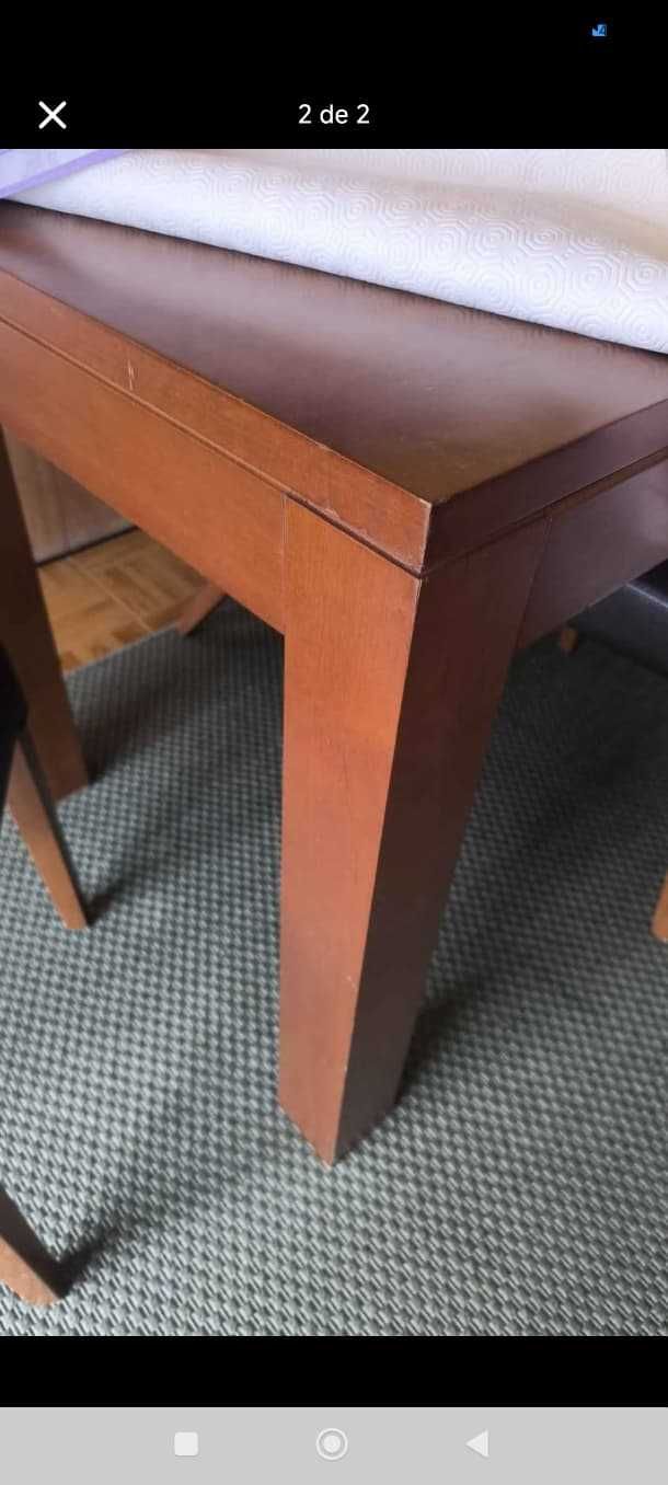 Conjunto mesa com 4 cadeiras