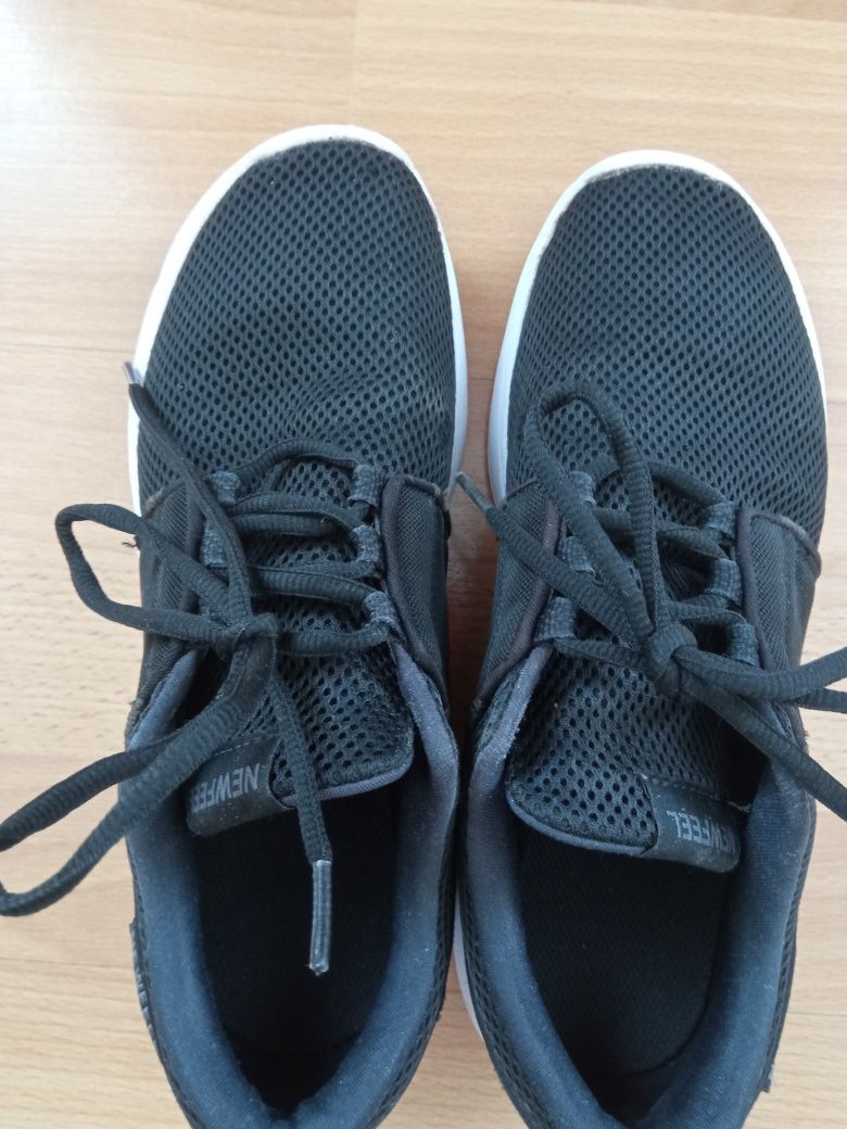 Buty sportowe męskie roz. 41