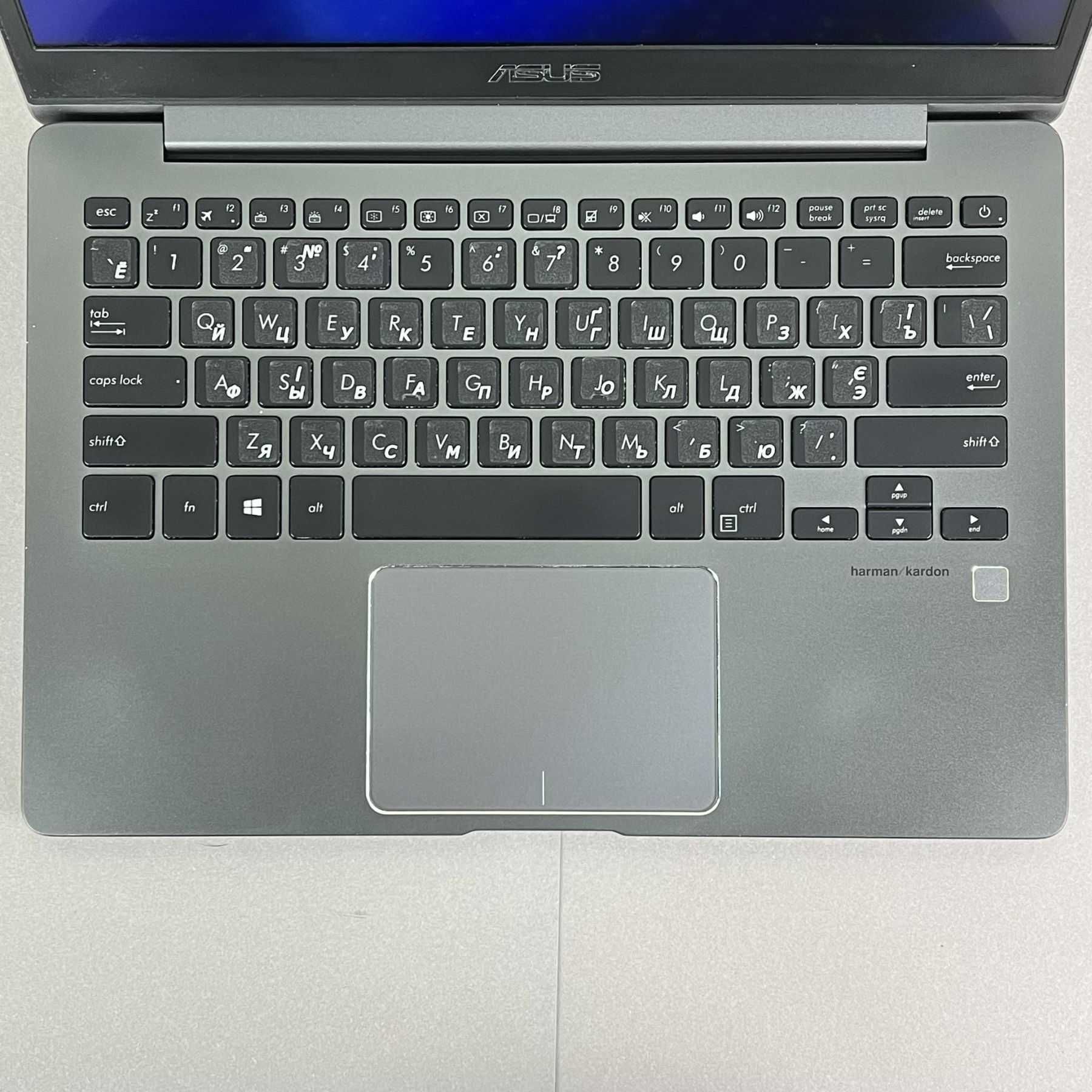 Ноутбук Asus ZenBook 13 UX331UA i5-8250U/8GB/SSD 256GB/13.3" FHD