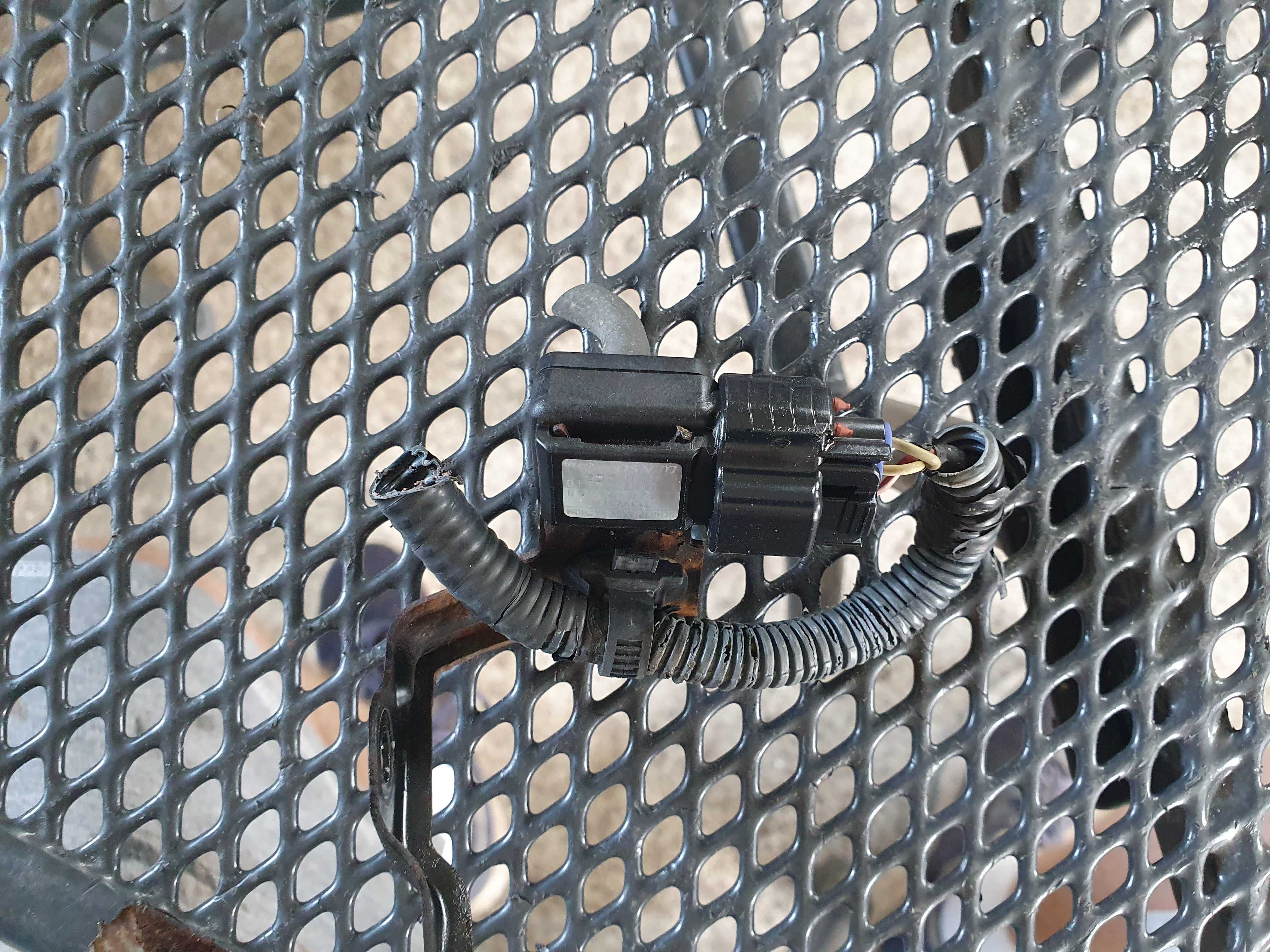 Czujnik cisnienia map sensor Toyota Avensis t25 2.0 vvti