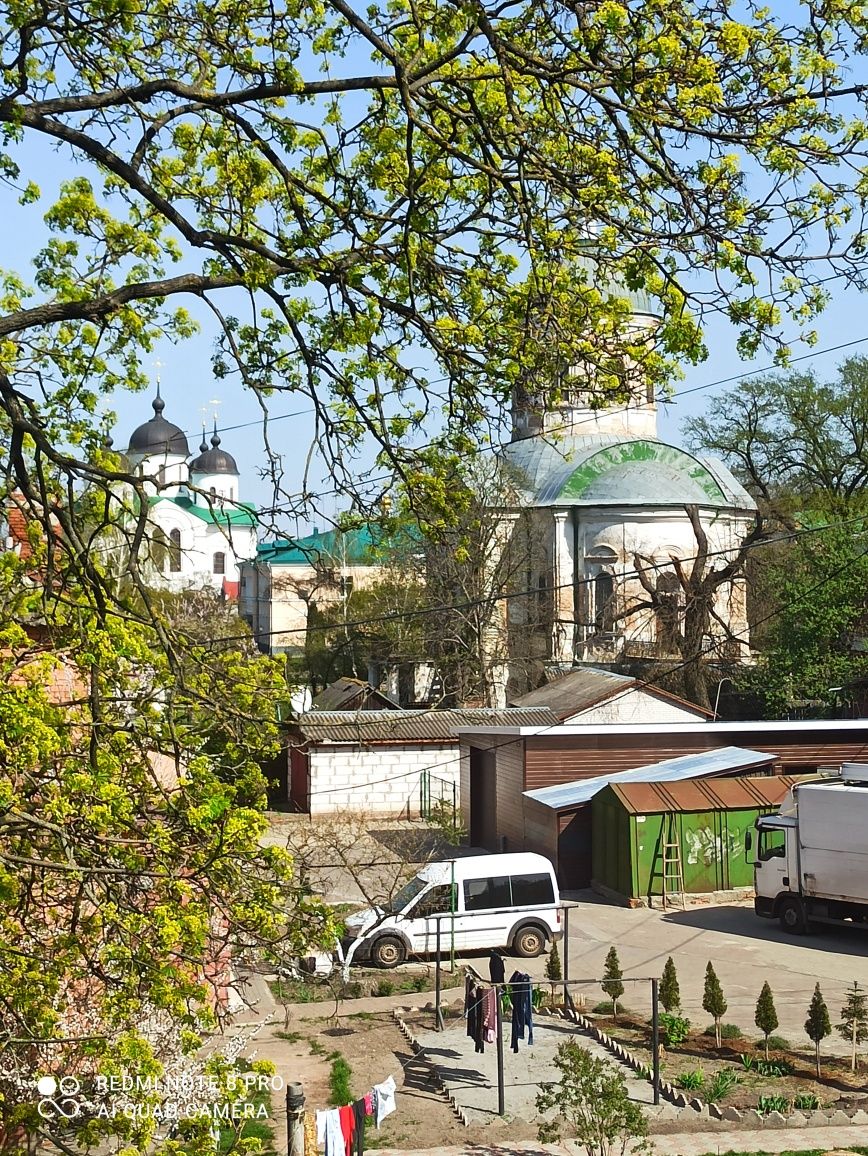 Здам квартиру подобово. Площа.