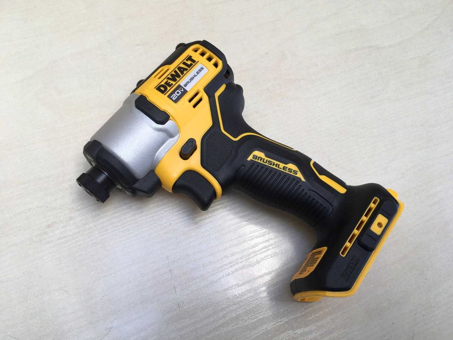 Оригинал DeWALT DCF840 бесщеточный гайковерт шуруповерт импакт 20V 18V