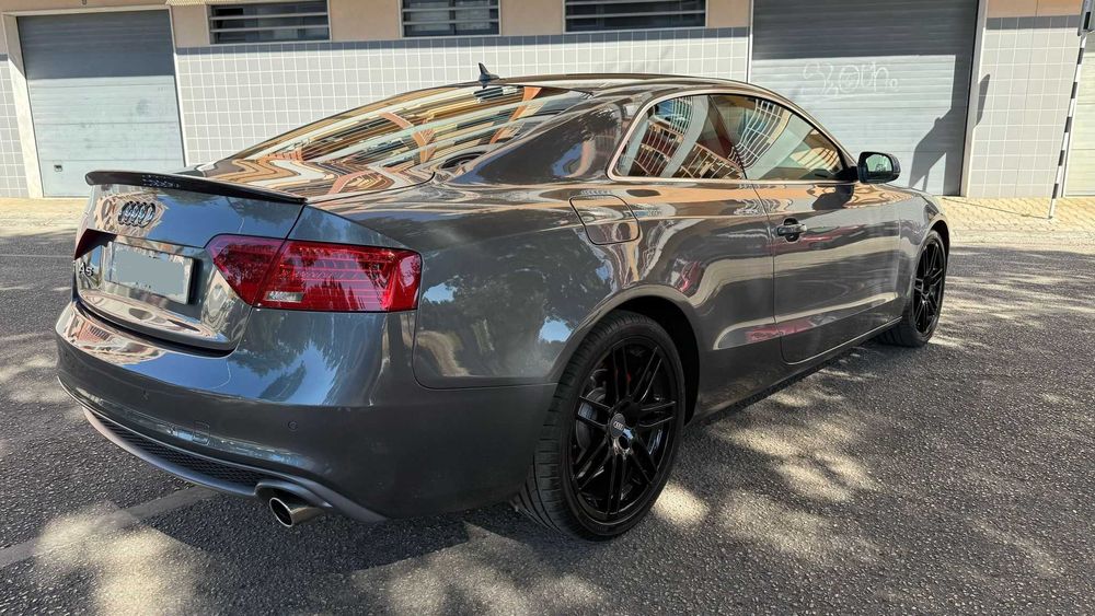 Audi A5 2.0 TDi Multitronic S-line