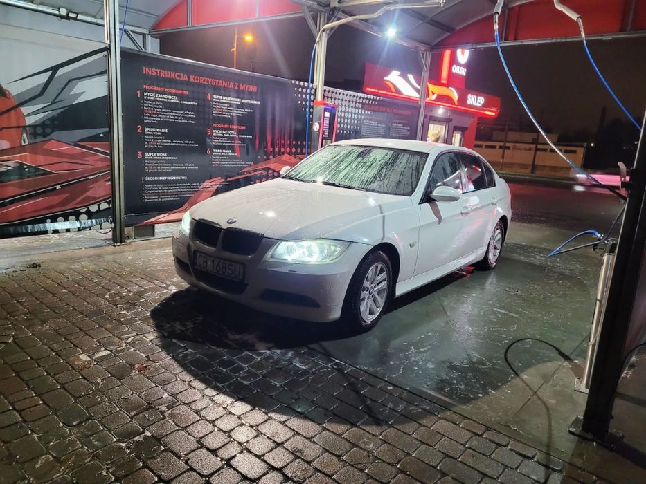 Bmw e90 318i 2008