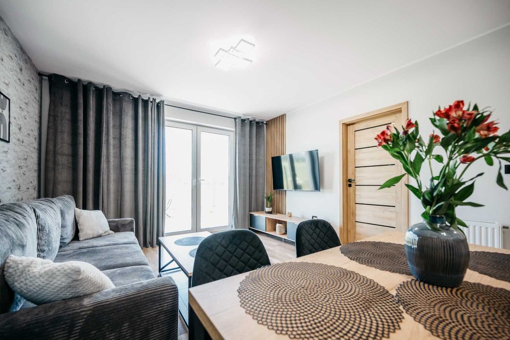 Apartament Mieszkanie na Doby 2 pokoje z ogródkiem, noclegi Ostrów