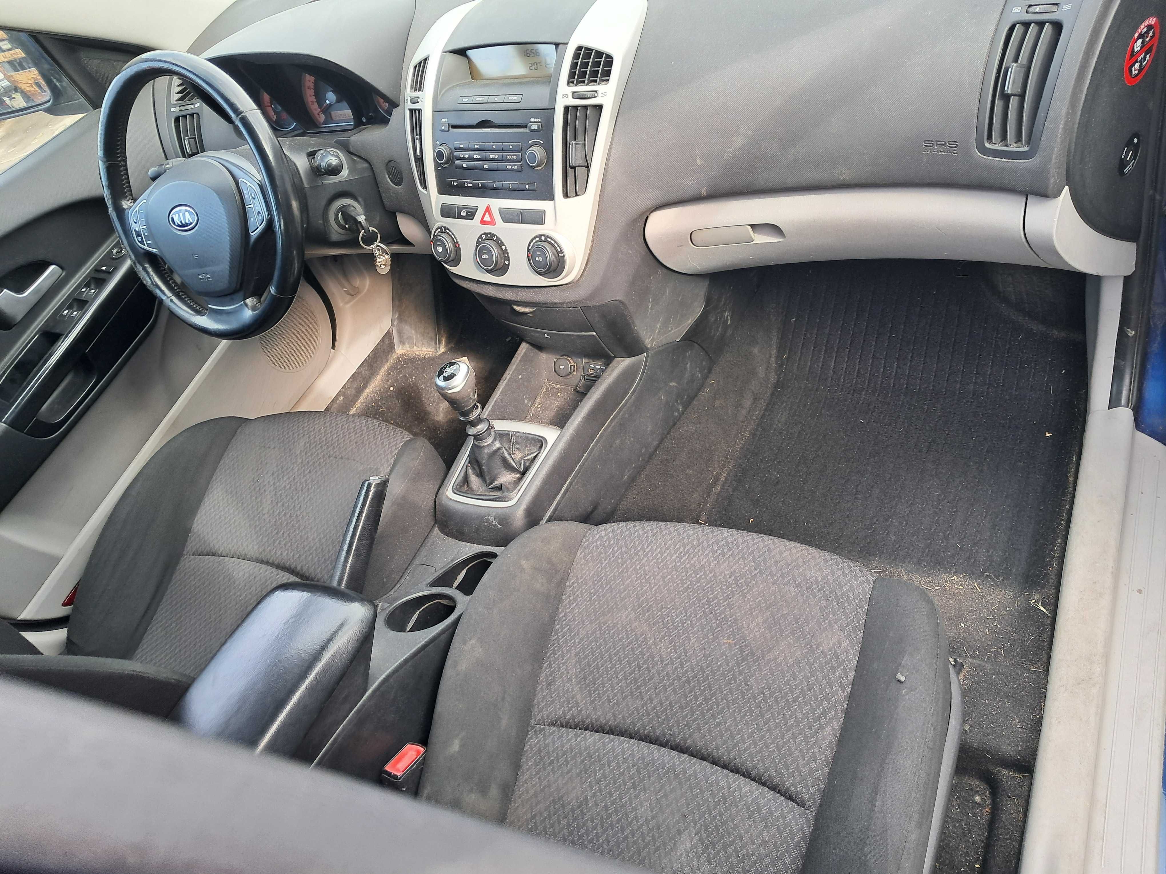 Kia Ceed na Części 1.6CRDi D4FB Manual Kompletny Przód Kia Ceed Kol A8