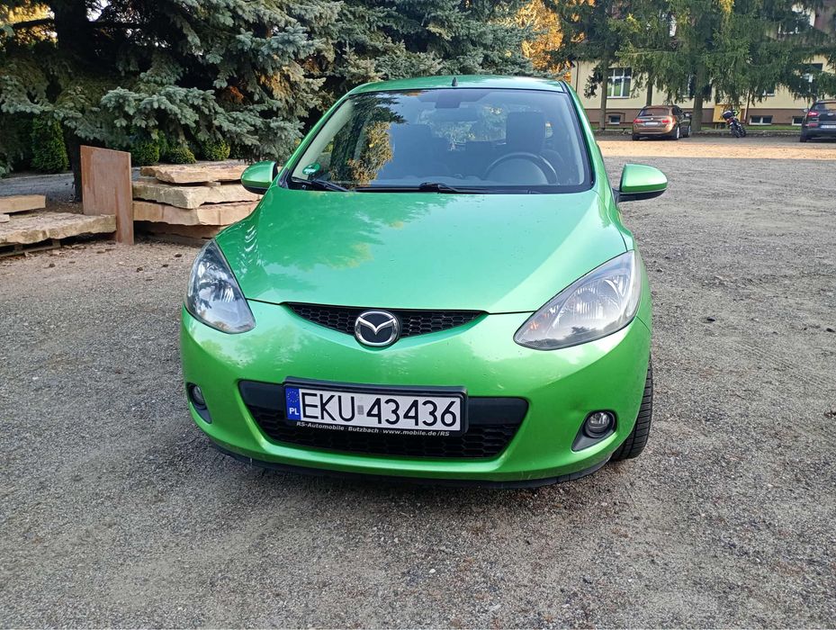 Sprzedam Mazda 2   1.3  Komfort
