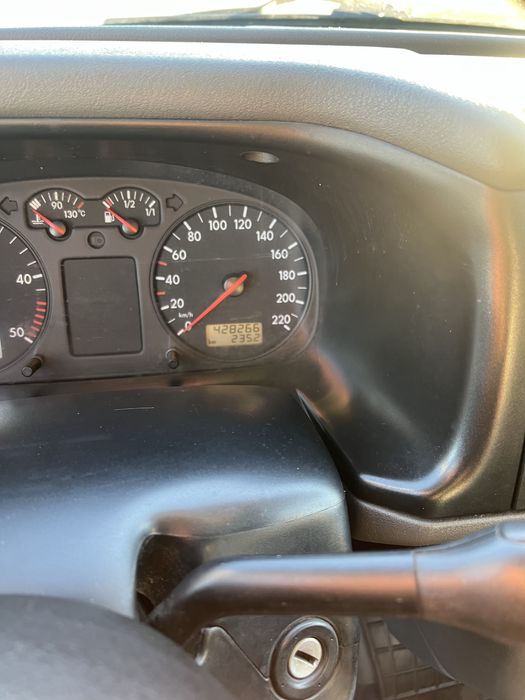 Wv t4 2.5 75kw довга база