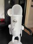 Mikrofon Blue Yeti Biały