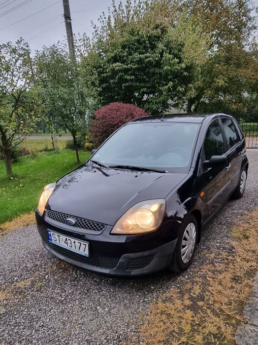 Ford Fiesta,Benzyna, Krajowa, Niski Przebieg