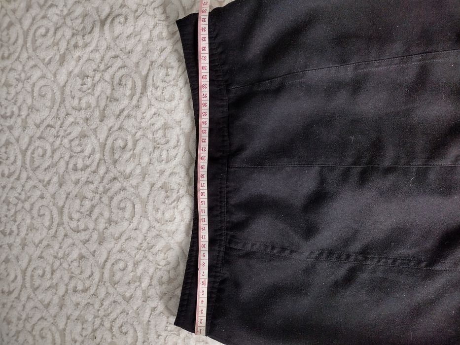 Czarna klasyczna elegancka spodnica 36/38 H&M
