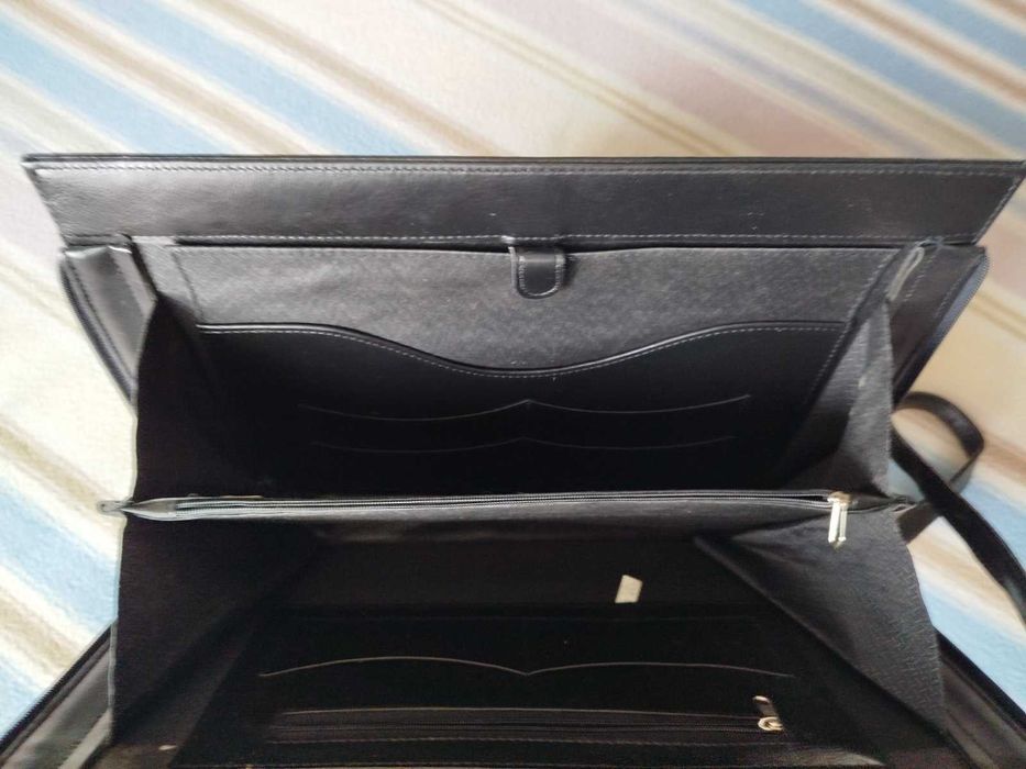 Портфель для документів