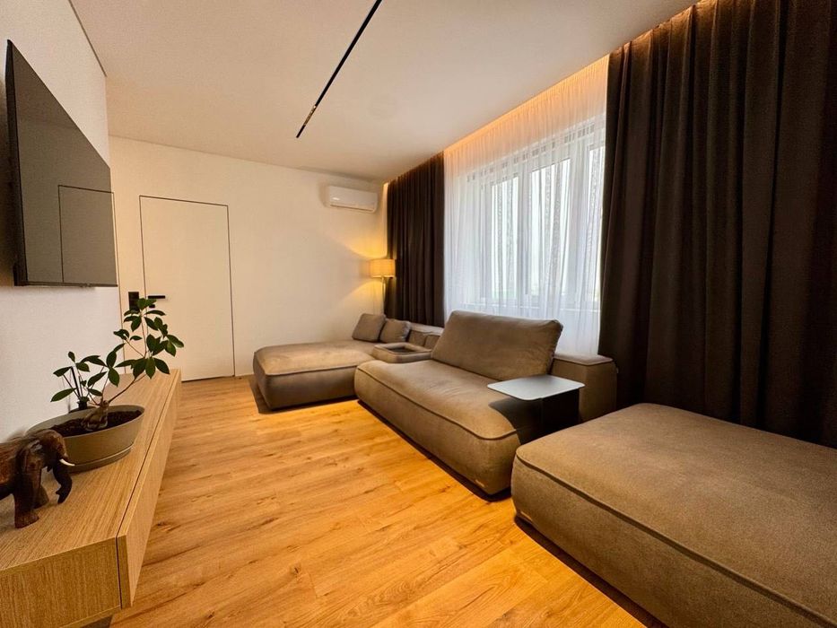 Стильна 2к квартира з якісним ремонтом у найбажанішому районі міста