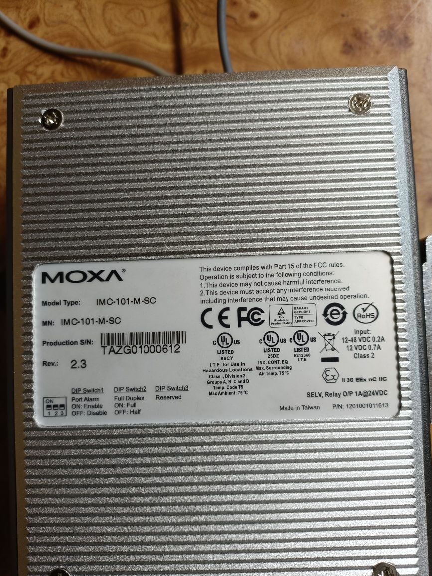 Konwerter Moxa IMC-101-M-SC konwerter przemysłowy światłowód