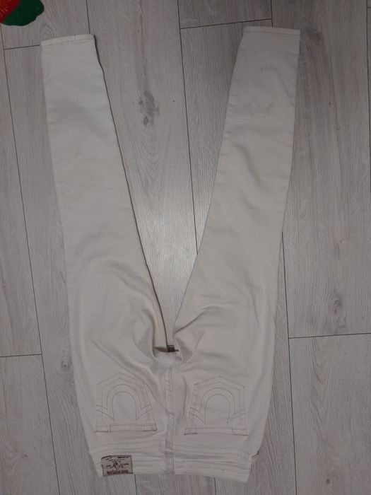 Джинси жіночі білі