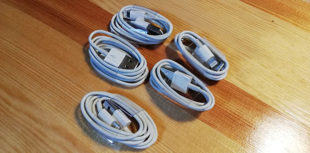 Kabel USB Iphone 5,5S,6,6S,IPad 4,iPad Air,iPad Mini