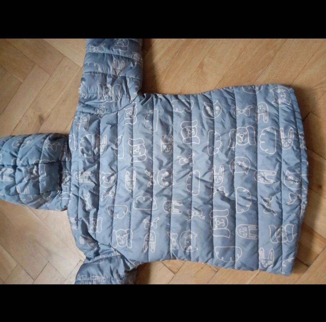 Kurtka przejściowa rozmiar 110/116