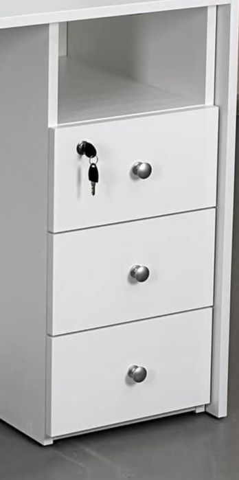 Ресепшн, стіл для адміністратора