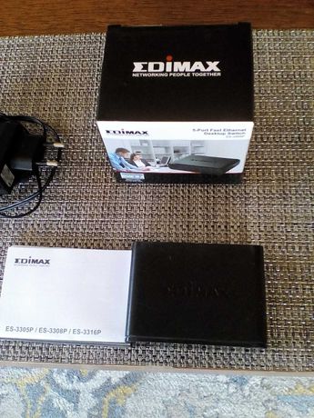 Edimax 5-Port Fast Ethernet Desktop Switch ES-3305P
