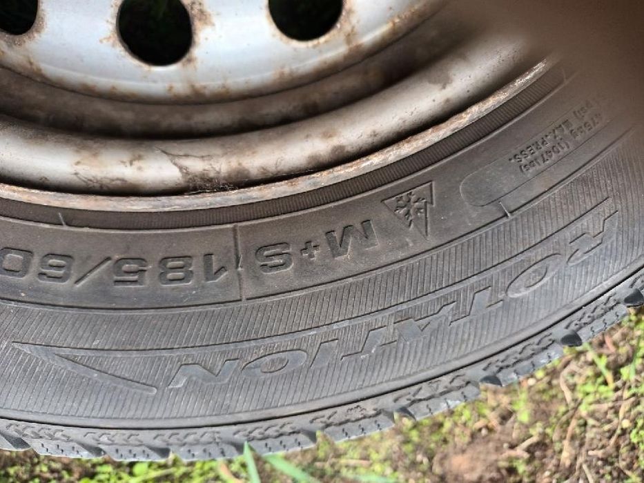Koła 5x 114,3 z oponani Dębica Frigo 185/60/14 82T