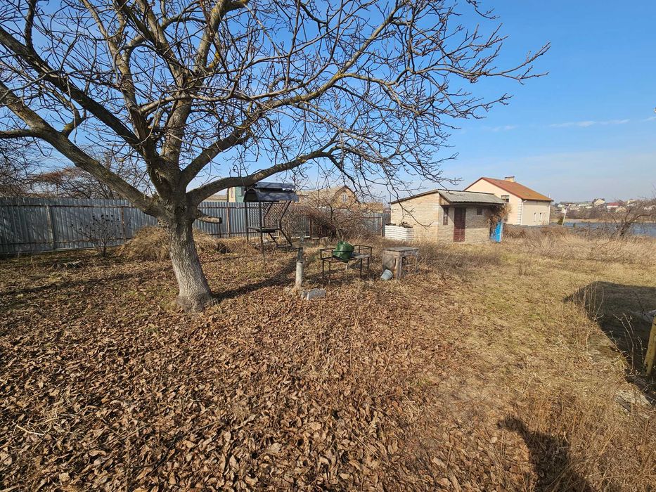 Продаж земельної ділянки 18 сот, с.Тарасівка, поруч з озером