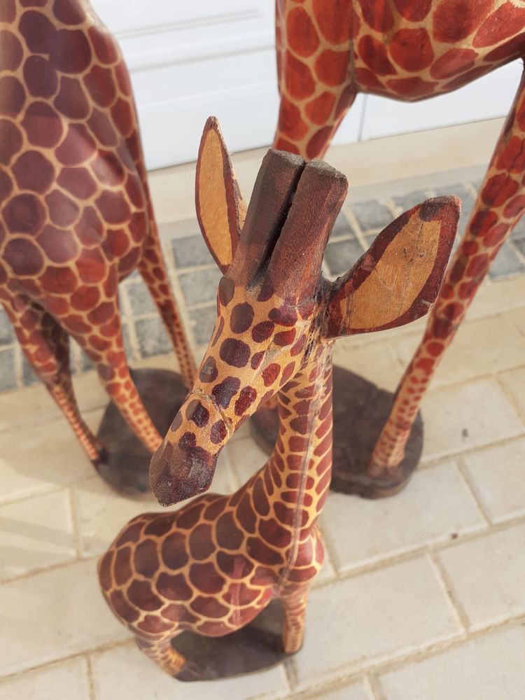 Conjunto 3 Girafas decorativas em madeira