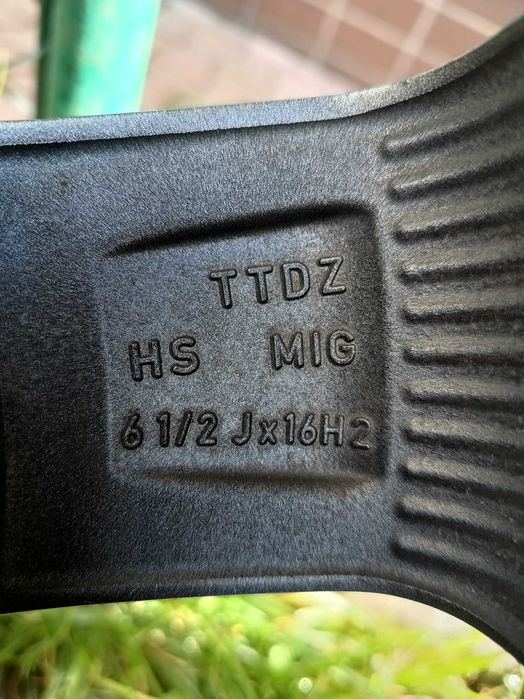 koła komplet lato 215 70 R16  ET35  5x114,3   6 1/2 J X16H  TPMS