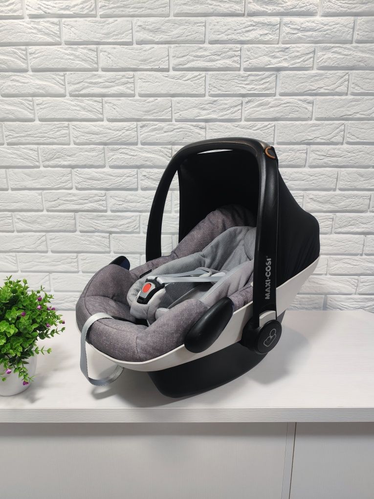 Maxi Cosi Pebble Plus+ 0-13 кг автокрісло дитяче автокресло