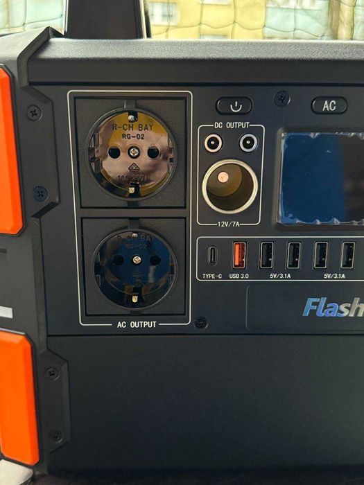 Зарядна станція FlashFish F132 1048Wh 352800mAh /3.2V Lifepo4 є ОПТ