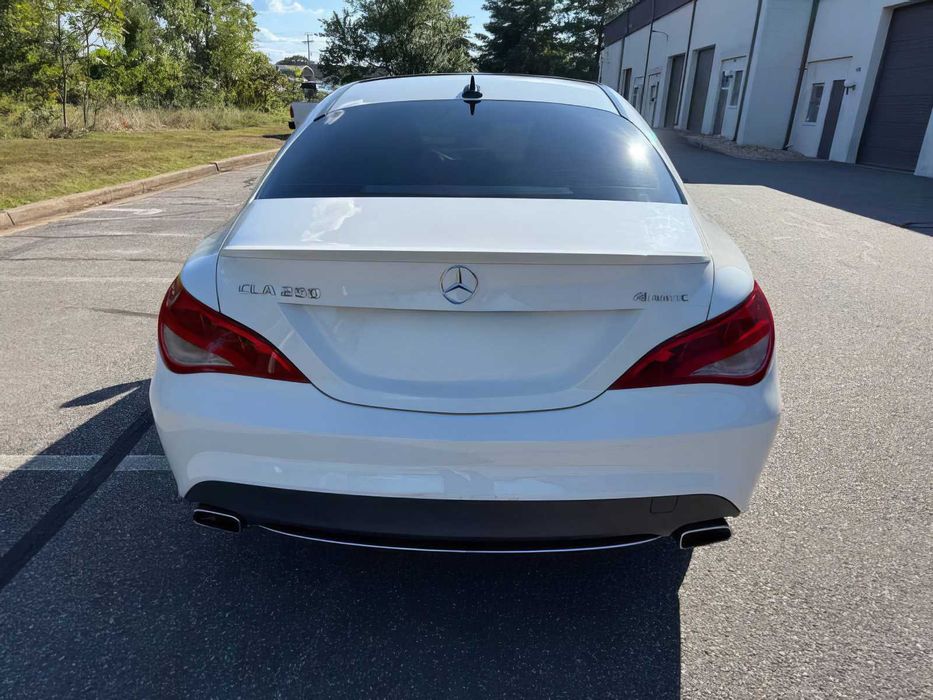 Mercedes-Benz CLA 250 4MATIC      2015