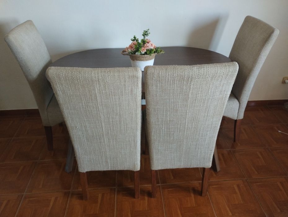 Cadeiras de jantar