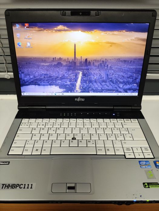 Laptop Fujitsu Siemens Intel i5 dysk SSD matryca HD