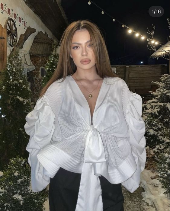 Блуза жіноча біла